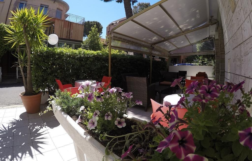 Hotel Ausonia B&B 리미니 외부 사진